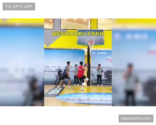 篮球规则解读：二次起跳到底什么时候才算违例？